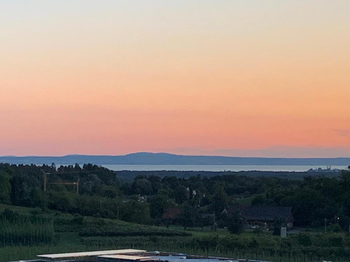 Apartment Hochwertige Sonneninsel Mit Aussicht *